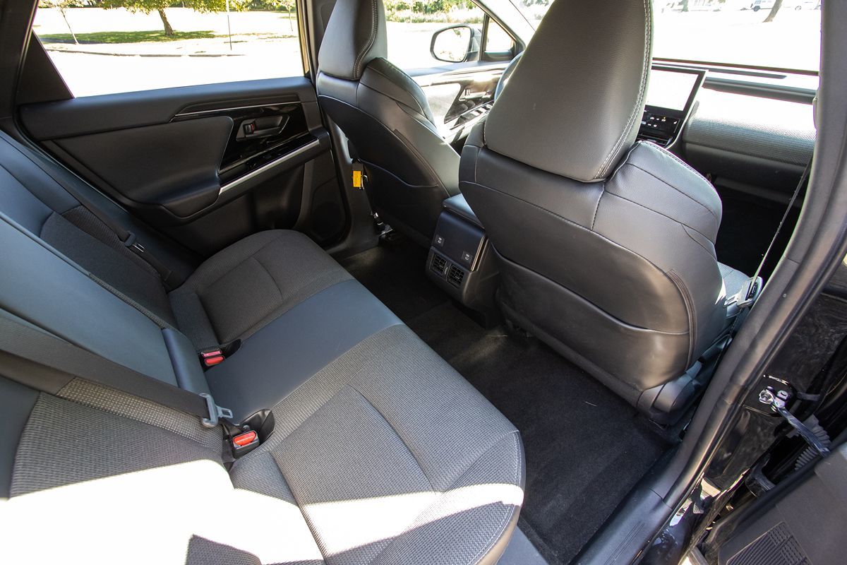 2023 Toyota bZ4X XLE photo 23