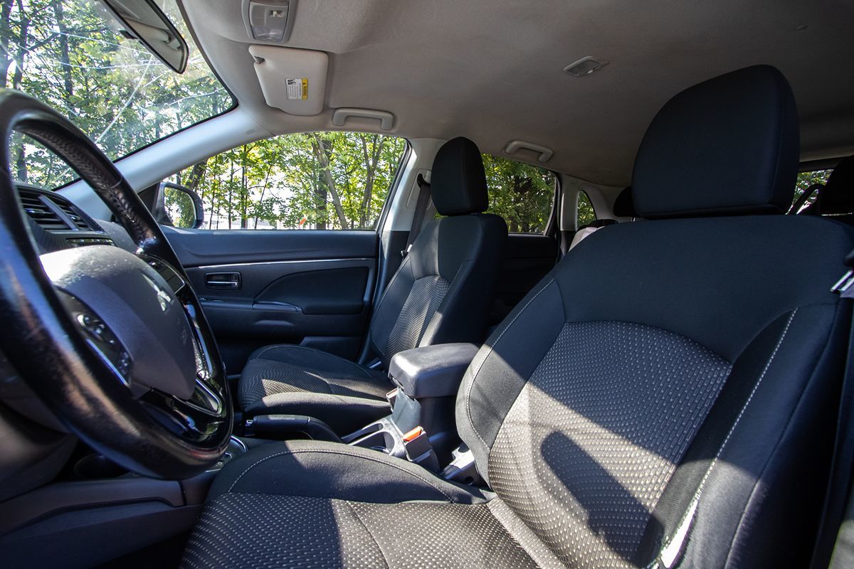 2016 Mitsubishi Outlander Sport ES SE photo 10