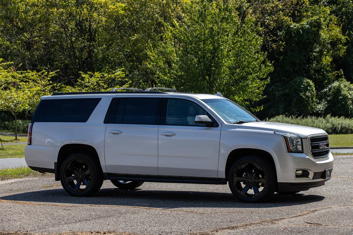 2020 Gmc Yukon XL SLT photo 3