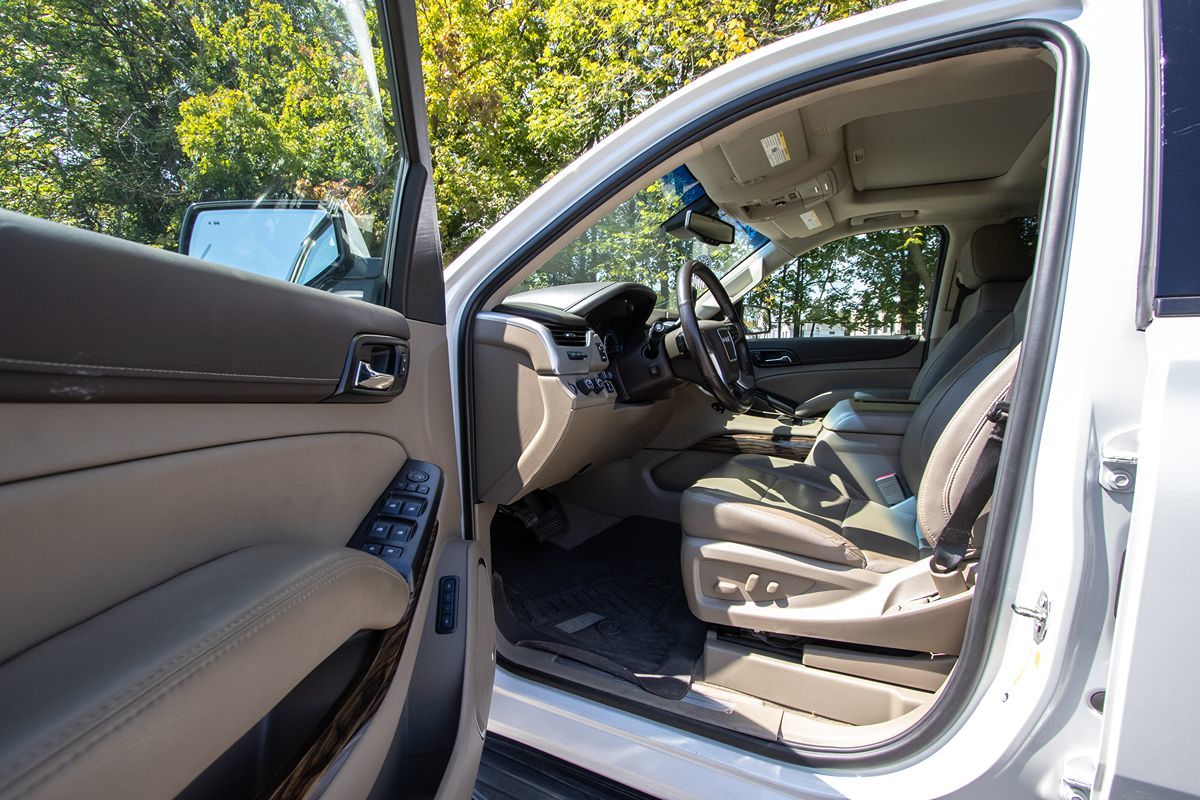 2020 Gmc Yukon XL SLT photo 8