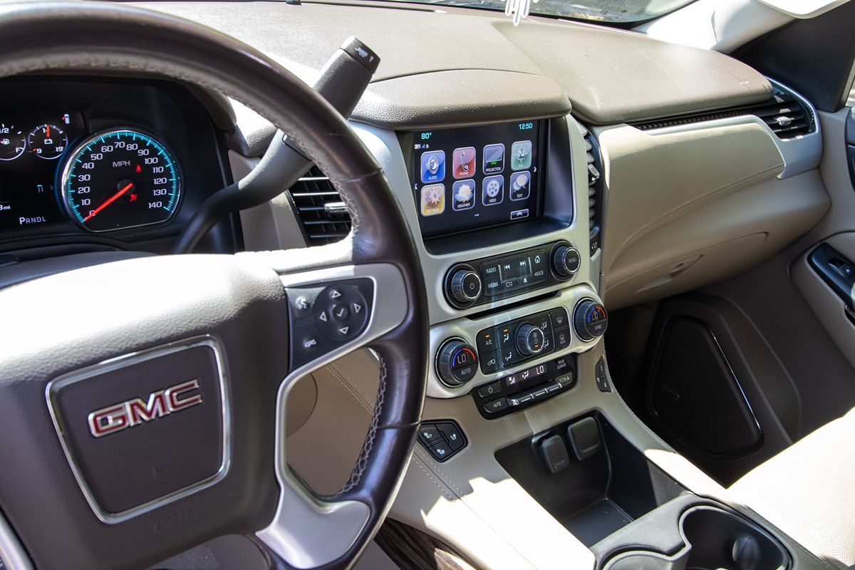 2020 Gmc Yukon XL SLT photo 13
