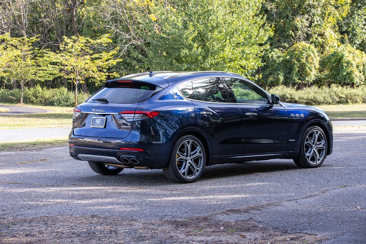 2021 Maserati Levante GranLusso photo 4