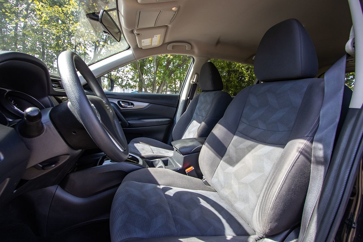 2016 Nissan Rogue S photo 4
