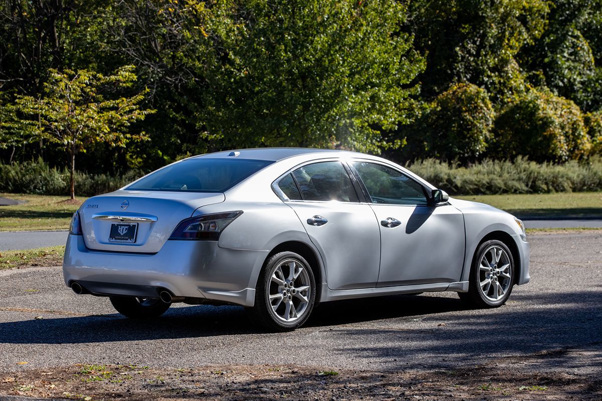 2014 Nissan Maxima SV photo 4