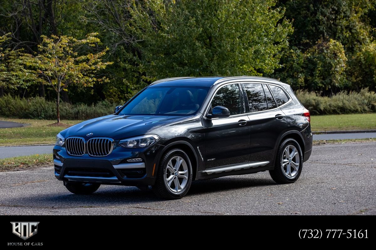 2018 BMW X3 xDrive30i's photo