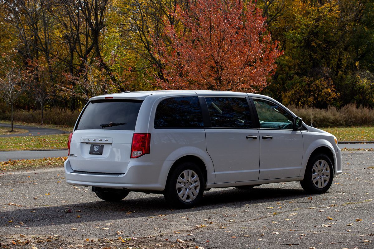 2019 Dodge Grand Caravan SE photo 4