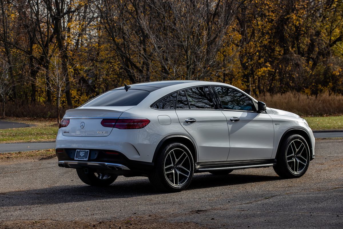2017 Mercedes Benz GLE AMG 43 4MATIC Coupe photo 2