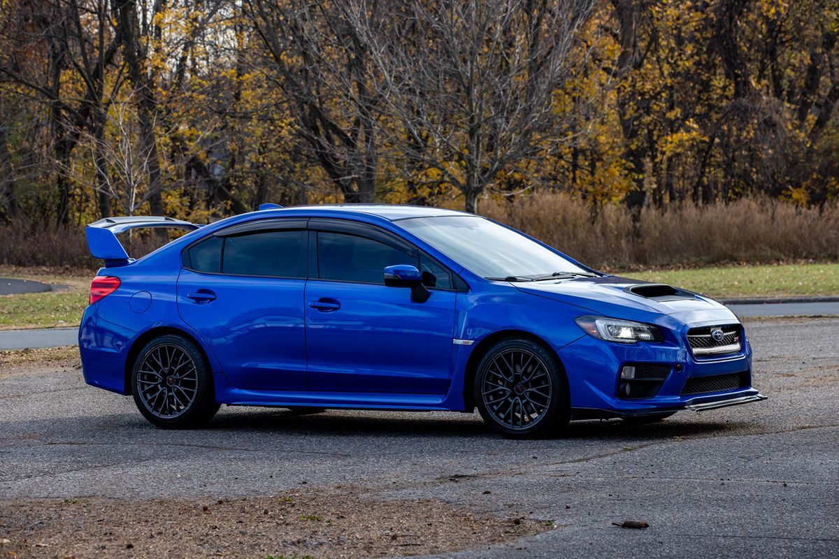 2015 Subaru WRX STI photo 2