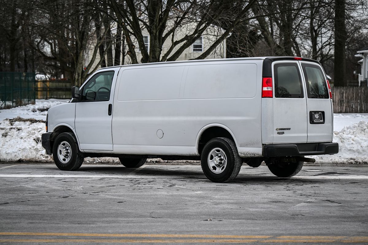 2021 Chevrolet Express Cargo Work Van - Photo 4