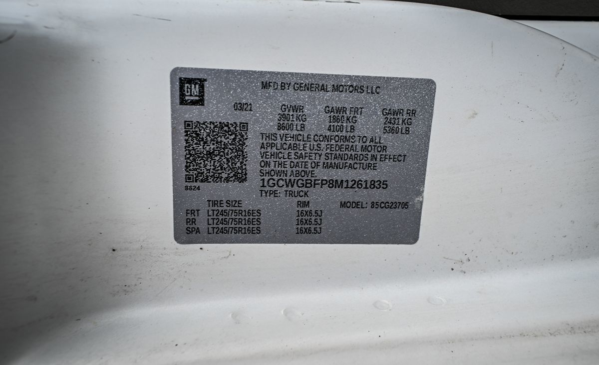 2021 Chevrolet Express Cargo Work Van - Photo 16