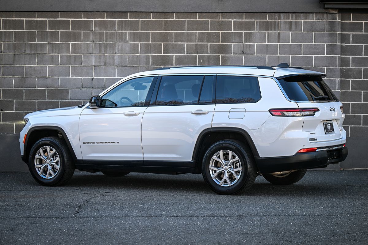 2023 Jeep Grand Cherokee L Limited - Photo 4