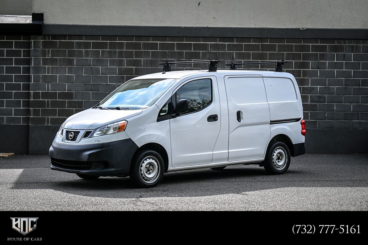 2019 Nissan NV200 S's photo