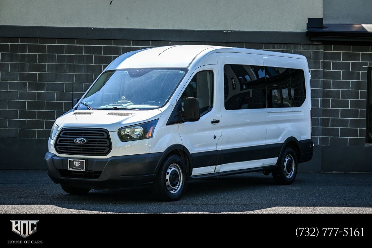 2016 Ford Transit 350 XL Wagon Med Roof Sliding Pass. 148's photo