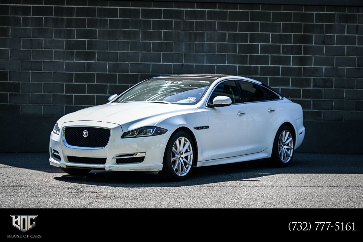 2016 Jaguar XJ XJ R-Sport AWD's photo