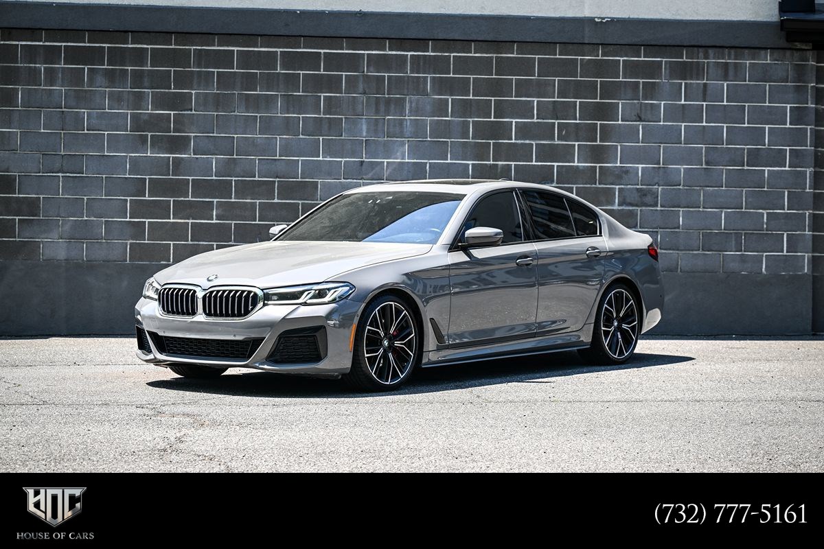 2022 BMW 5 Series 530i xDrive Sedan's photo