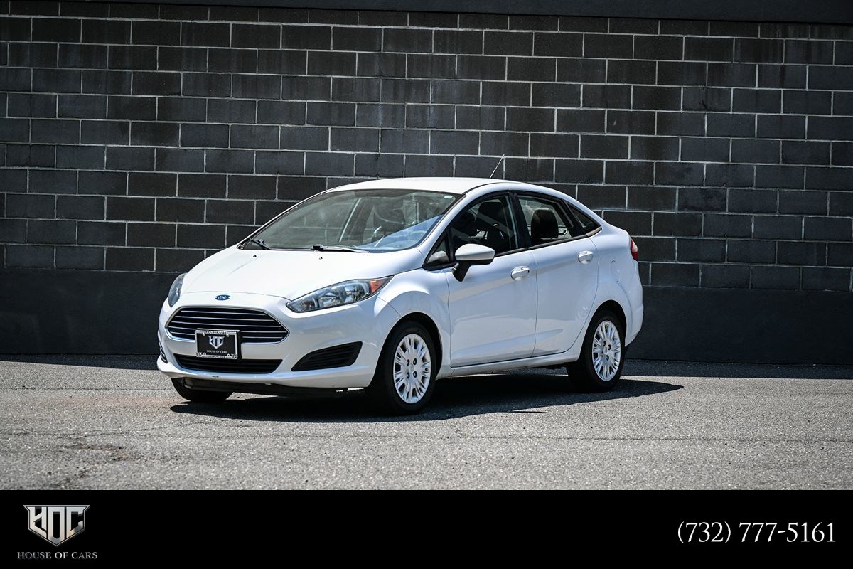 2018 Ford Fiesta S Sedan's photo