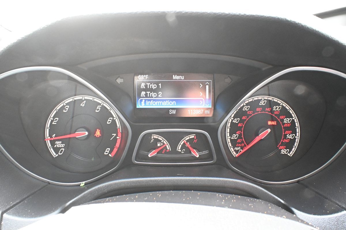 Photo 13 of this Ford Focus