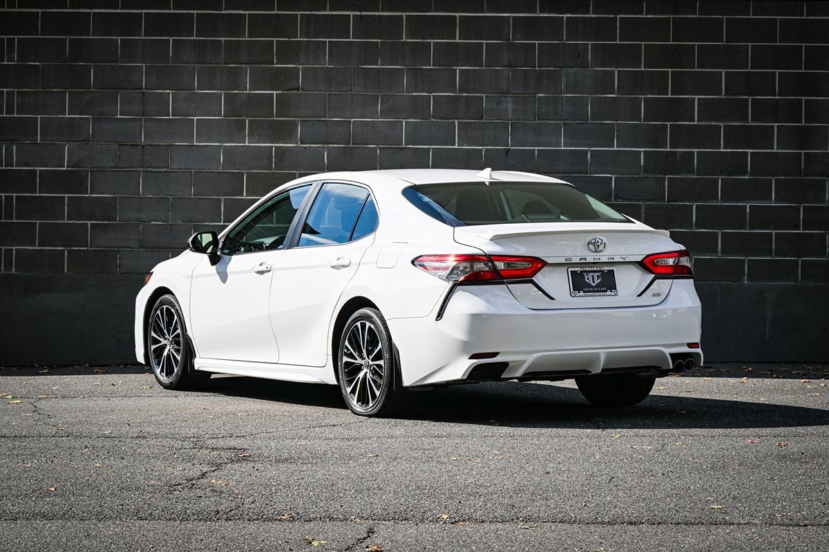 Photo 4 of this Toyota Camry