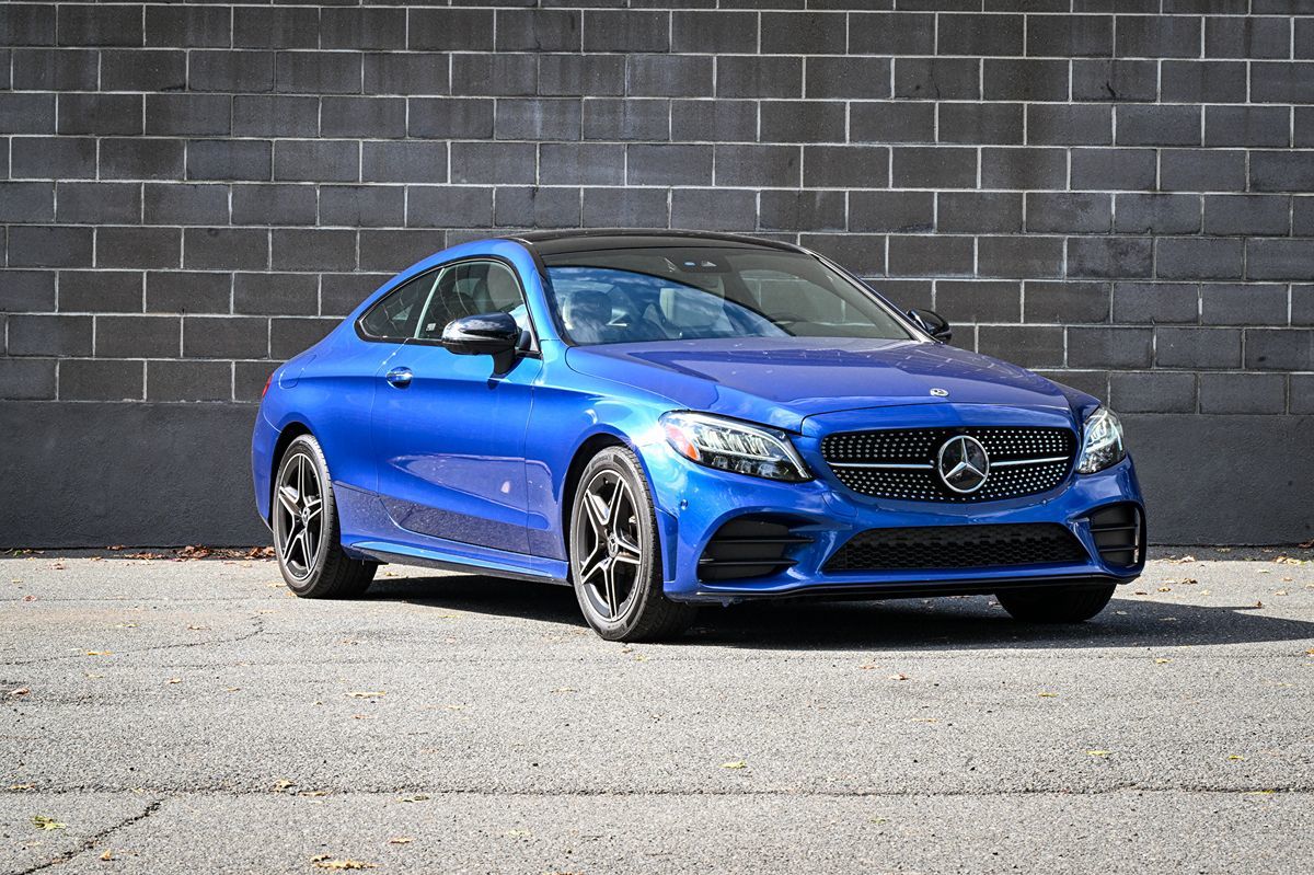 Photo 2 of this Mercedes-Benz C 300