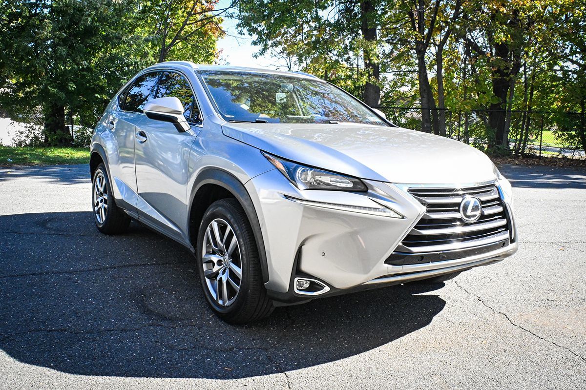 Photo 5 of this Lexus NX 200t