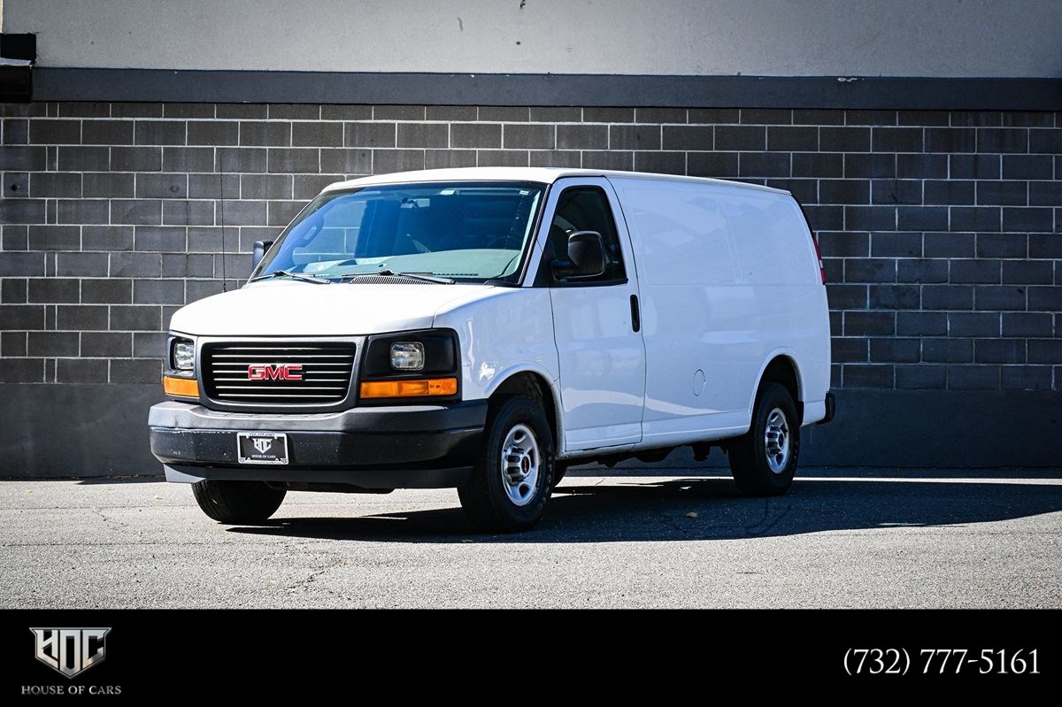 2017 GMC Savana Cargo Van 