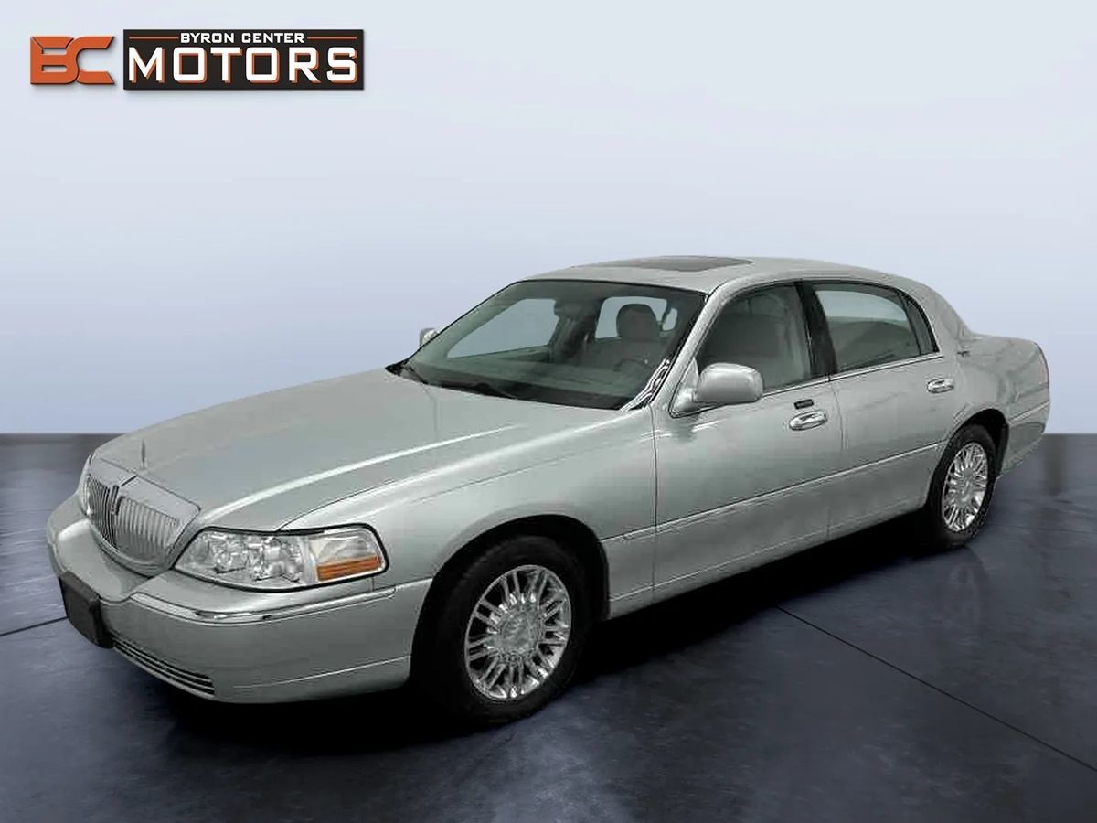 2007 Lincoln Town Car Signature Limited