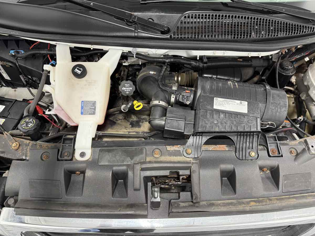 2019 Gmc Savana Cargo 3500 photo 11