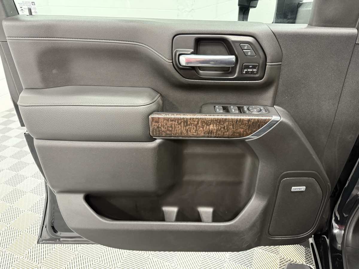 2020 Gmc Sierra 2500 Denali photo 10