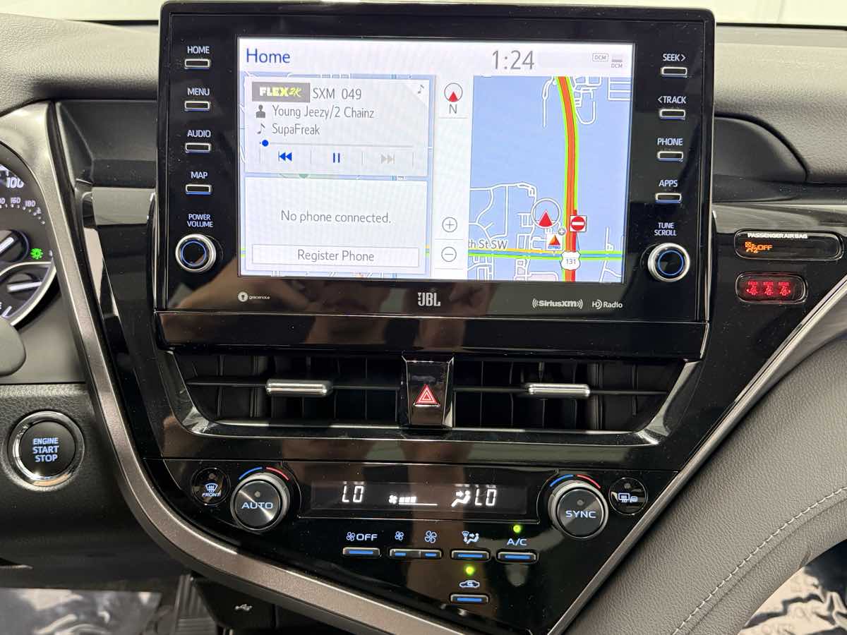 2023 Toyota Camry XLE photo 20
