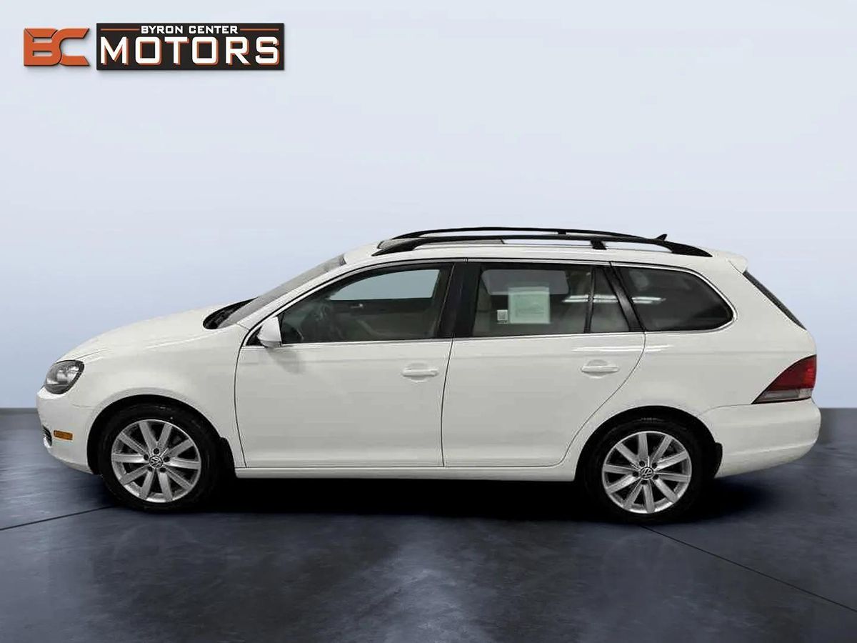 2014 Volkswagen Jetta SportWagen TDI photo 3