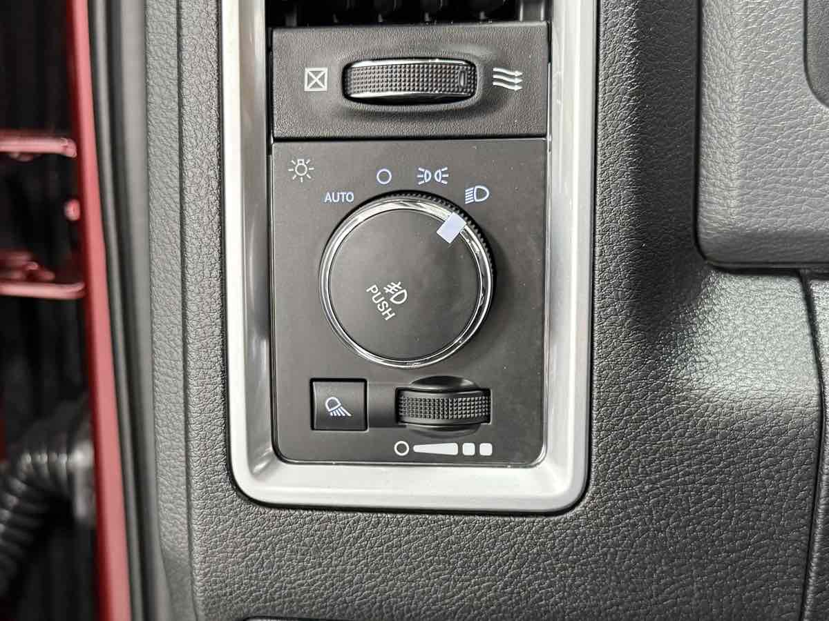 2016 Ram 2500 Big Horn photo 17