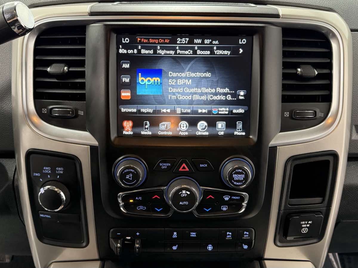 2016 Ram 2500 Big Horn photo 18