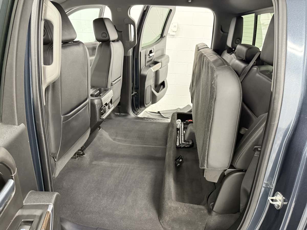 2019 Chevrolet Silverado 1500 RST photo 15
