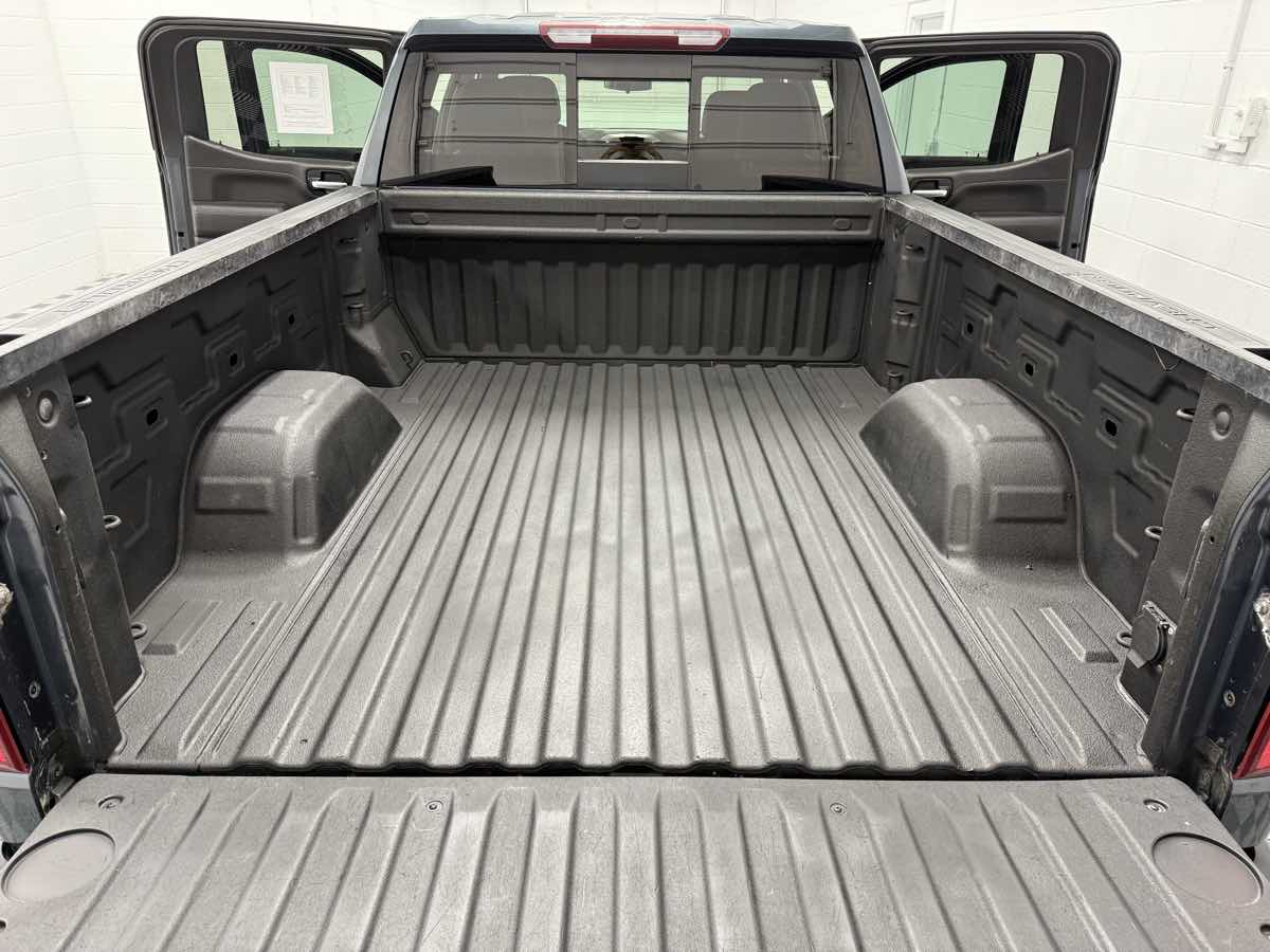 2019 Chevrolet Silverado 1500 RST photo 26