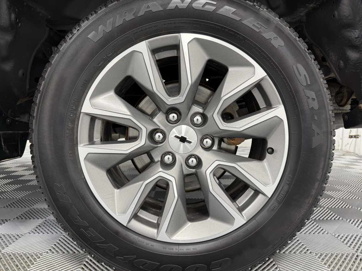 2019 Chevrolet Silverado 1500 RST photo 29
