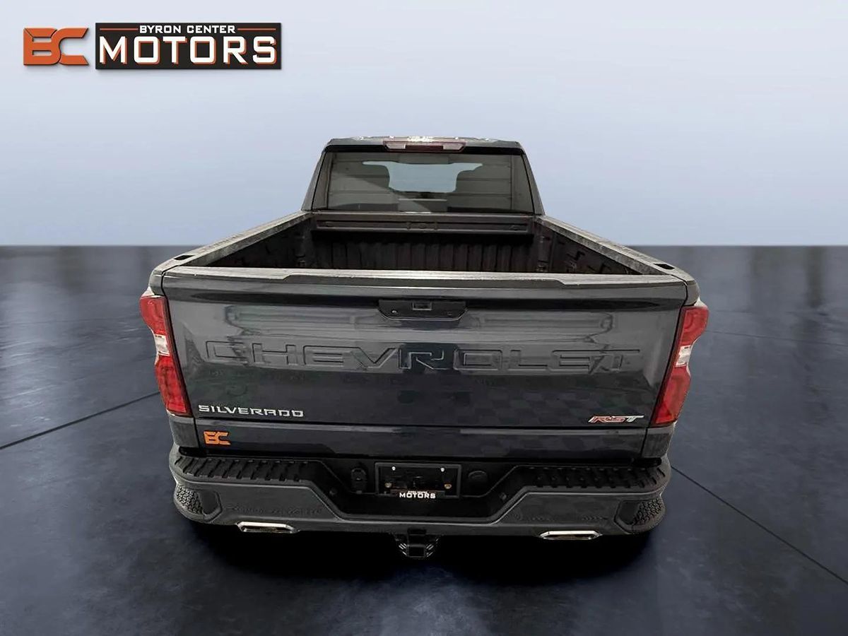 2019 Chevrolet Silverado 1500 RST photo 5