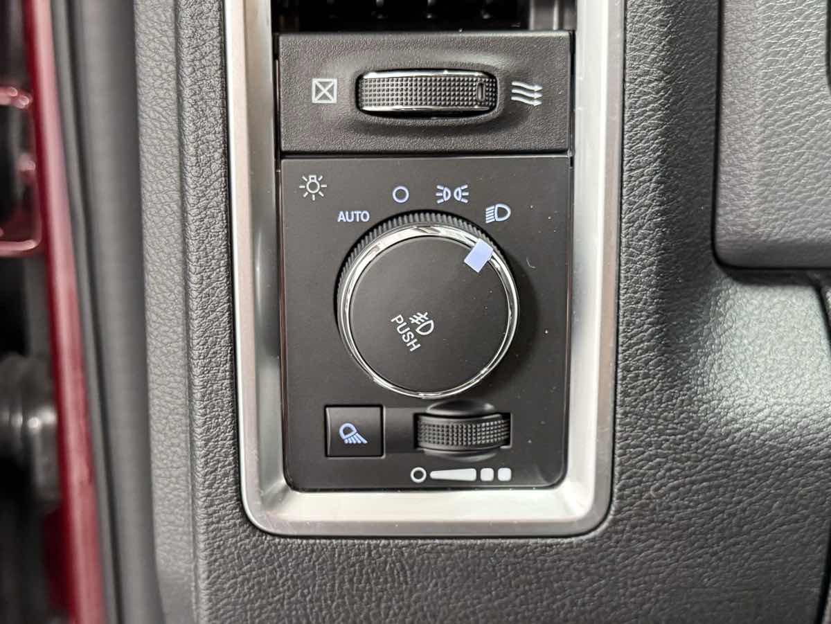 2017 Ram 1500 Outdoorsman photo 18