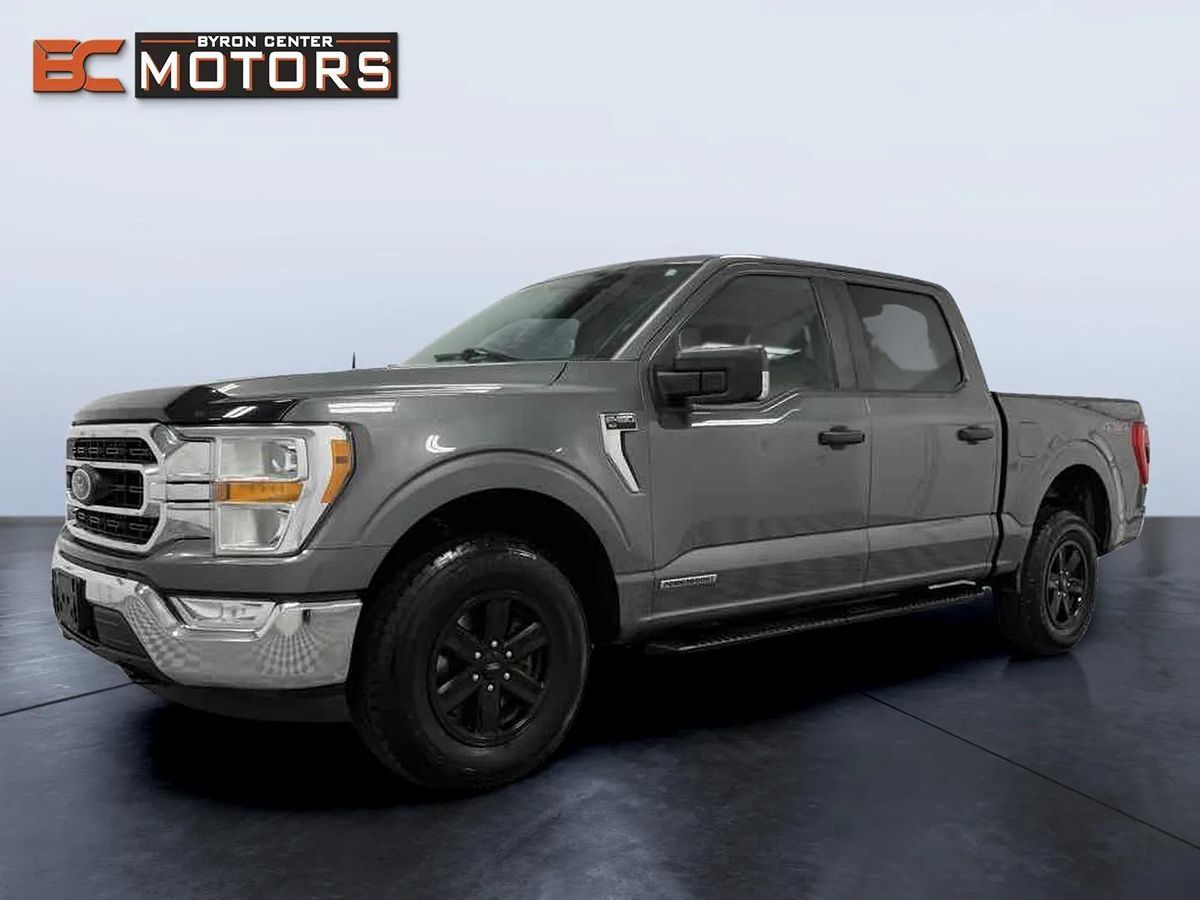 2022 Ford F-150 XLT photo 2