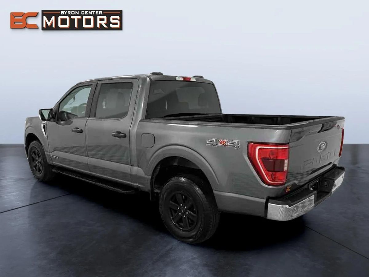 2022 Ford F-150 XLT photo 4