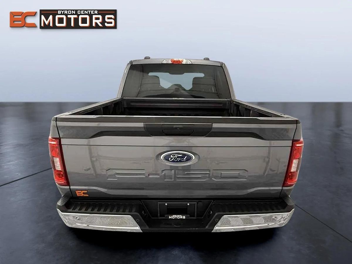 2022 Ford F-150 XLT photo 5