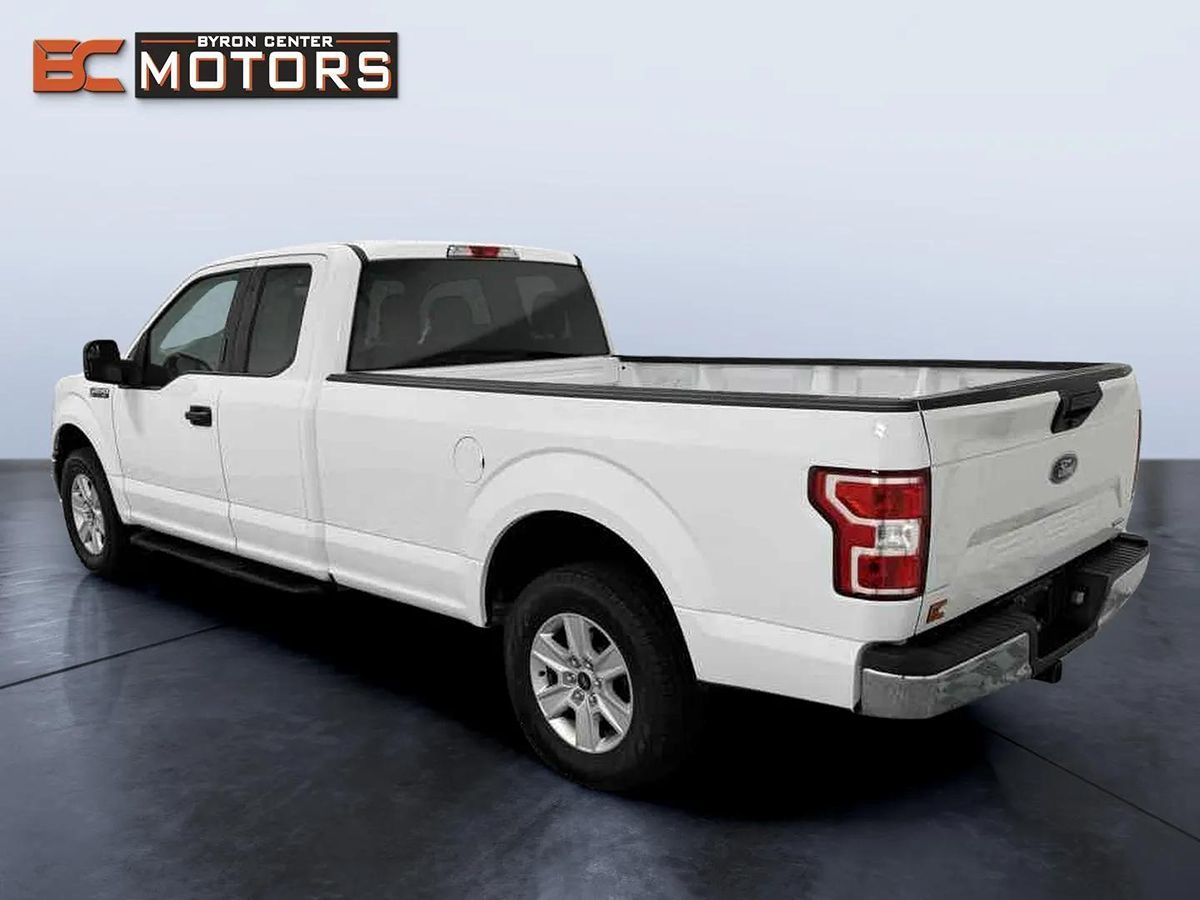 2020 Ford F-150 XLT photo 4
