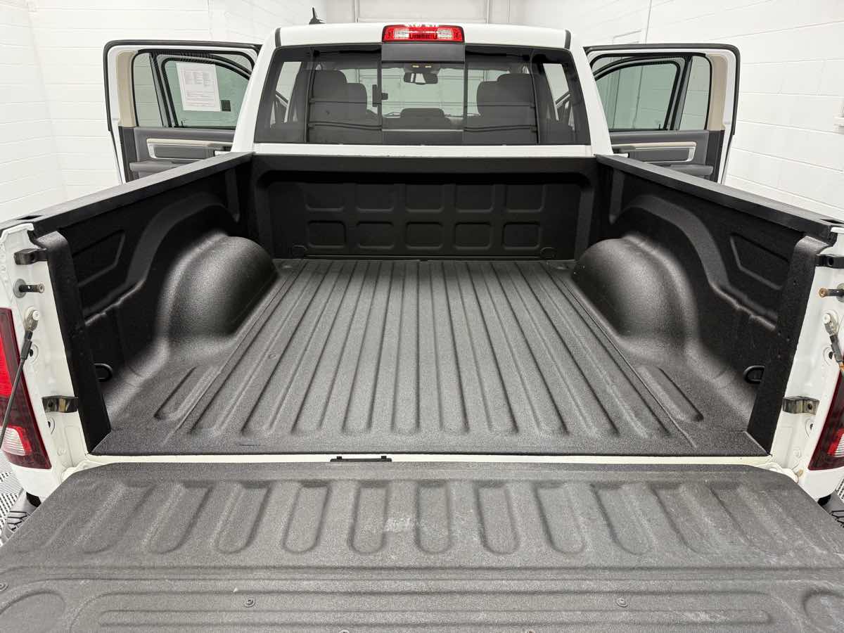 2020 Ram 1500 Classic Warlock photo 21