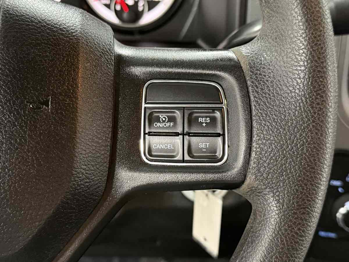 2018 Ram 2500 Tradesman photo 16