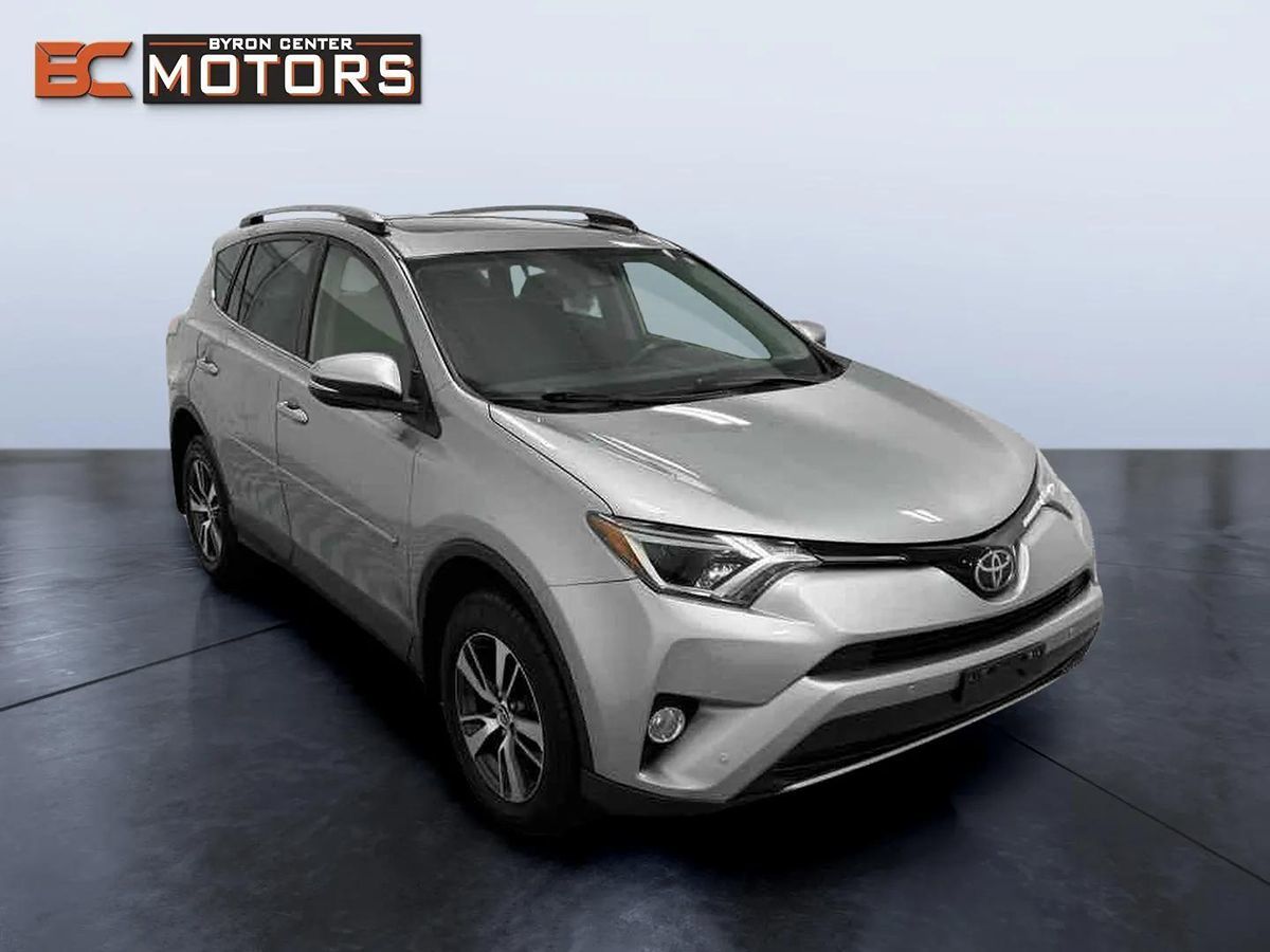 2018 Toyota RAV4 XLE photo 7