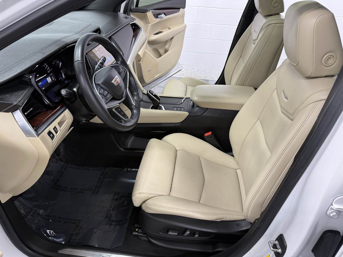 2017 Cadillac XT5 Premium Luxury photo 10