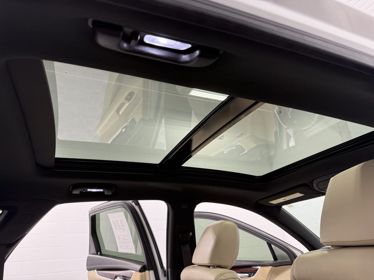 2017 Cadillac XT5 Premium Luxury photo 26