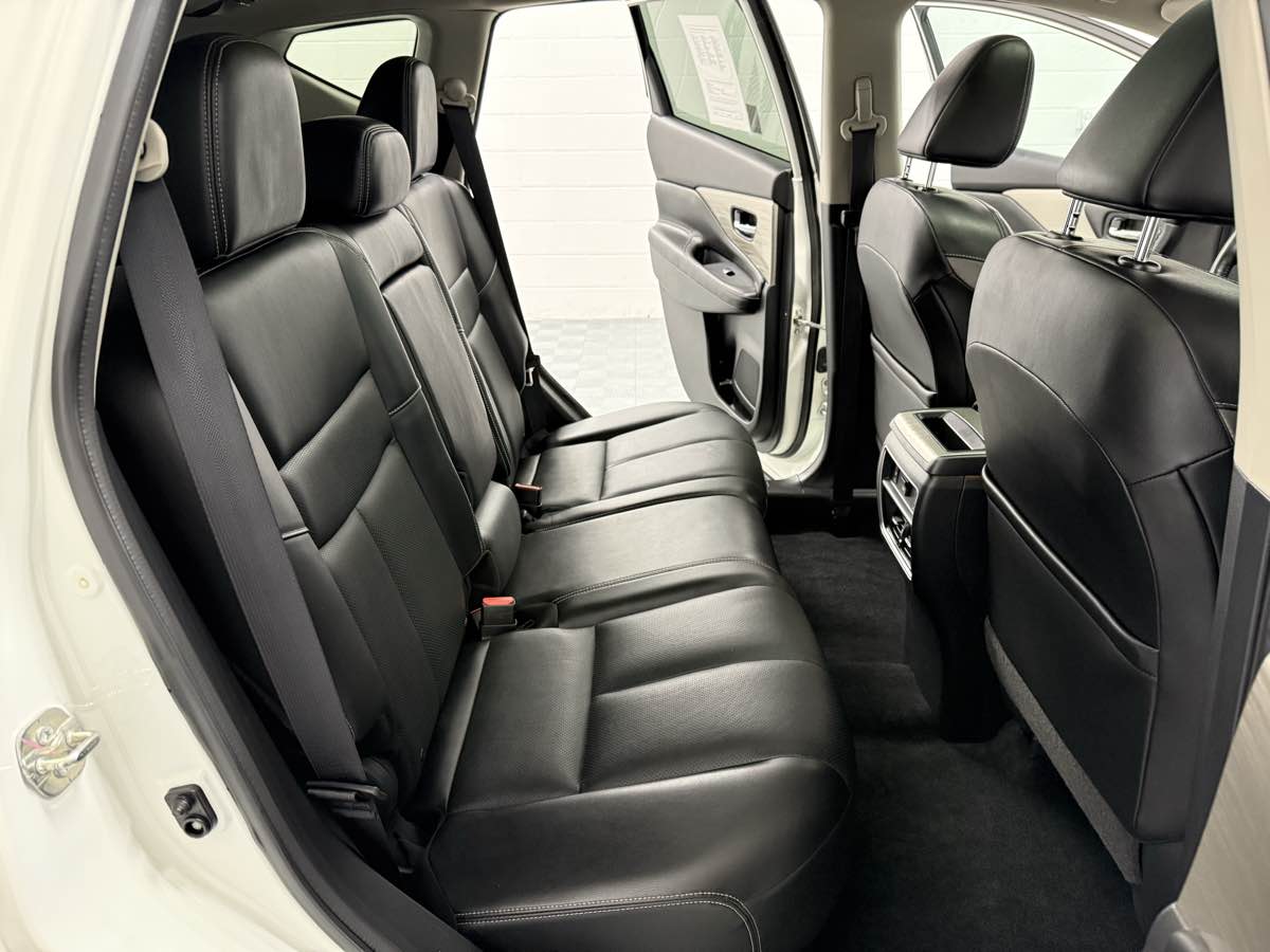 2018 Nissan Murano SL photo 11