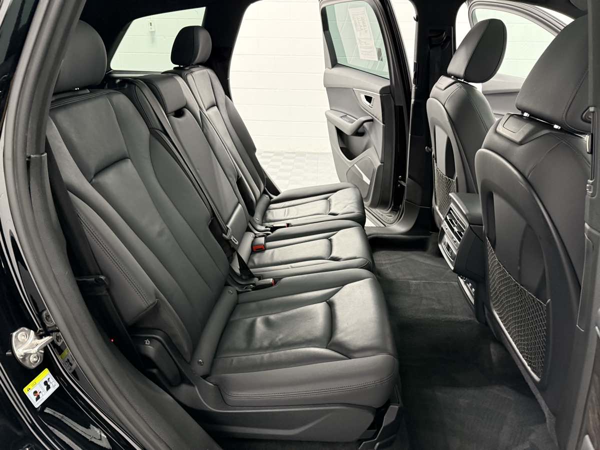 2020 Audi Q7 Premium Plus 55 photo 12