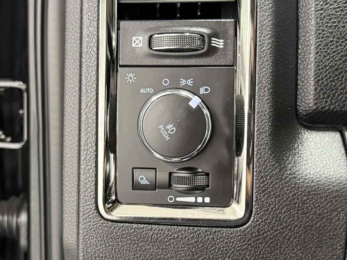 2017 Ram 1500 Sport photo 18