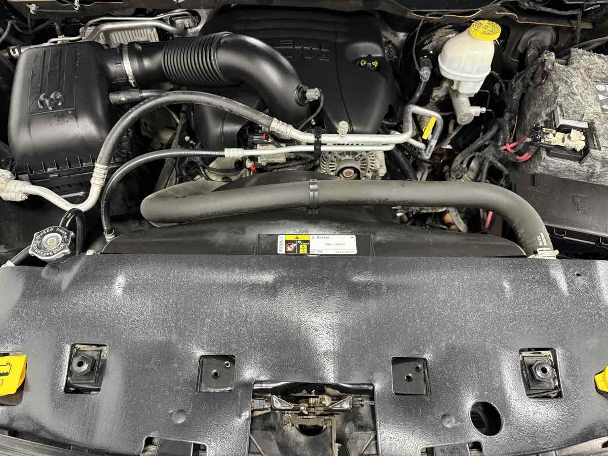 2017 Ram 1500 Sport photo 24